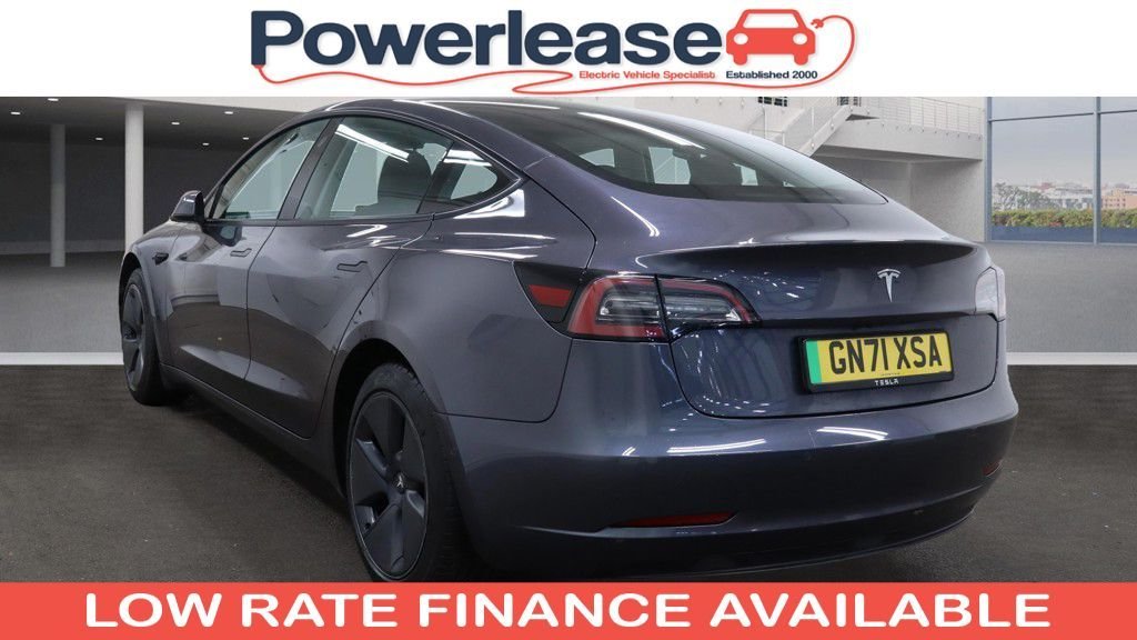 Used Tesla Model 3 2021 for sale - 76582514: Photo 2