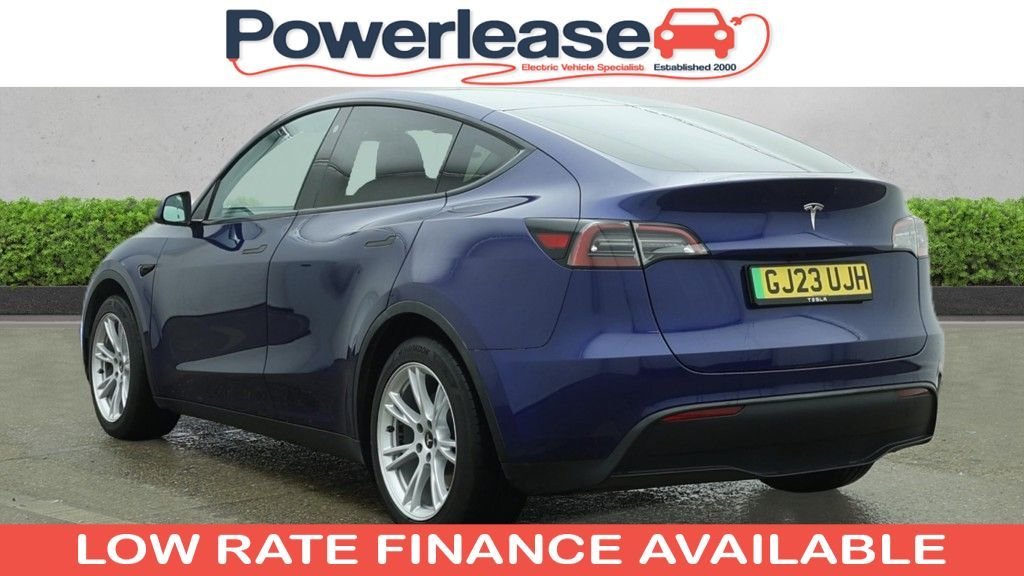 Used Tesla Model Y 2023 for sale - 78110865: Photo 2