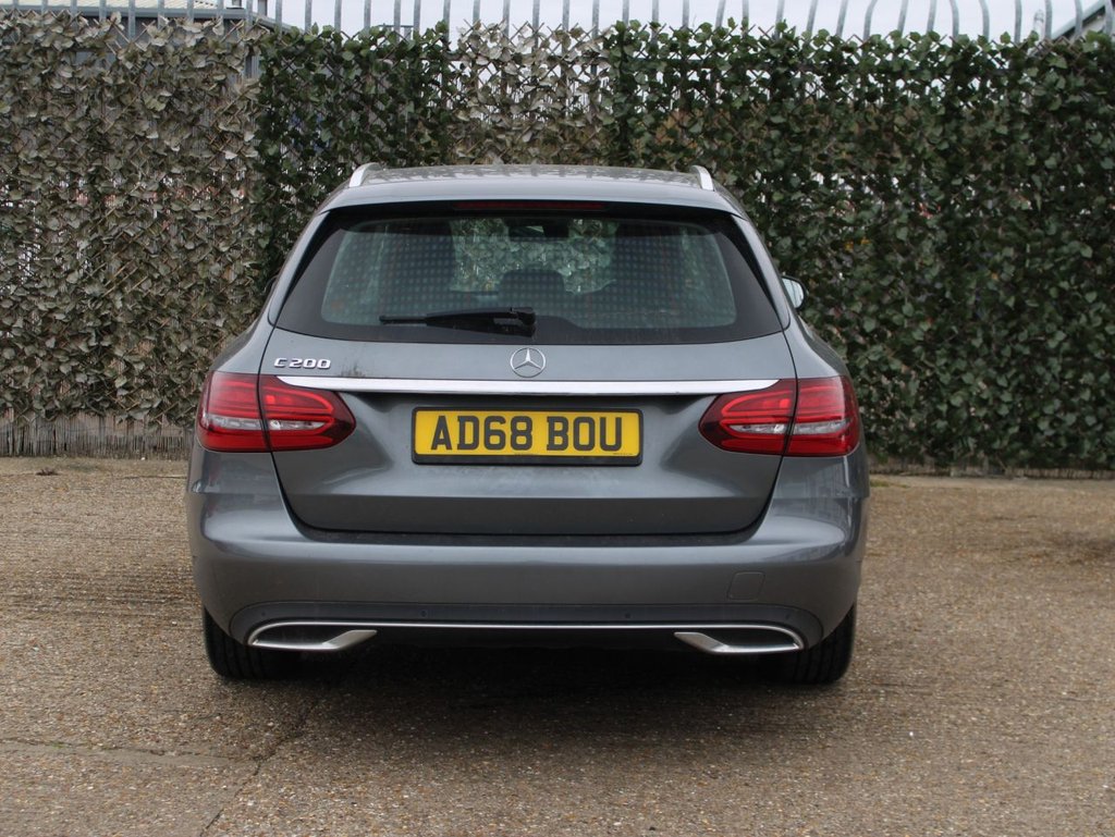 Used Mercedes-Benz C Class 2019 for sale - 76923162: Photo 9