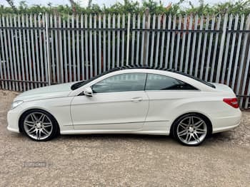 Used Mercedes-Benz E Class 2010 for sale - 79633451: Photo