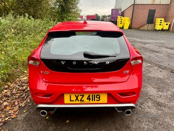 Used Volvo V40 2015 for sale - 79085637: Photo
