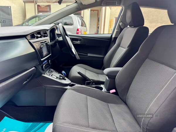 Used Toyota Auris 2013 for sale - 74800294: Photo 15