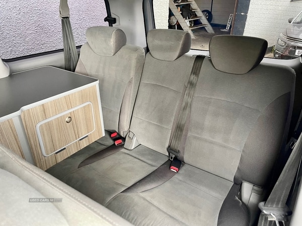 Used Hyundai i800 2011 for sale - 74426115: Photo 9