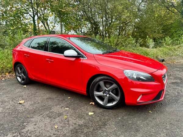 Used Volvo V40 2015 for sale - 72537939: Photo 12