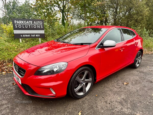 Used Volvo V40 2015 for sale - 72537939: Photo 1