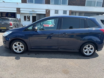 Used Ford Grand C-Max 2013 for sale - 75421522: Photo