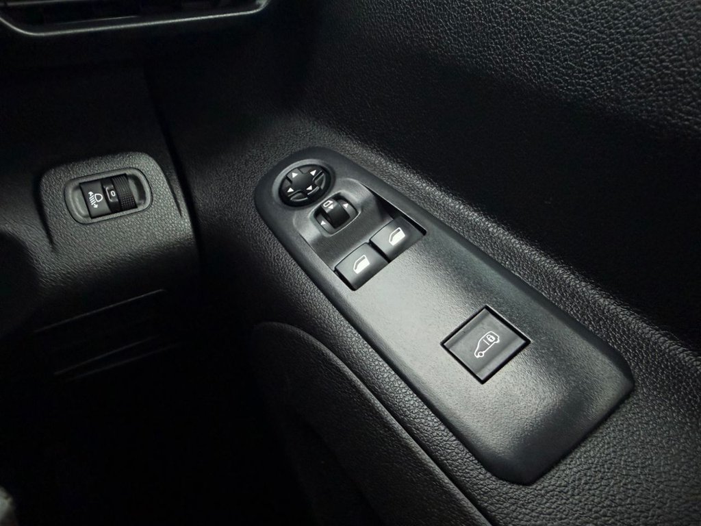 Used Peugeot Partner 2021 for sale - 77507856: Photo 24