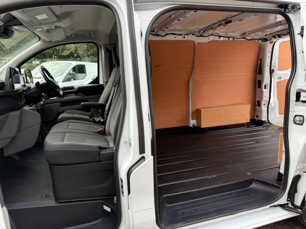 Used Ford Transit Custom 2024 for sale - 76914801: Photo 14