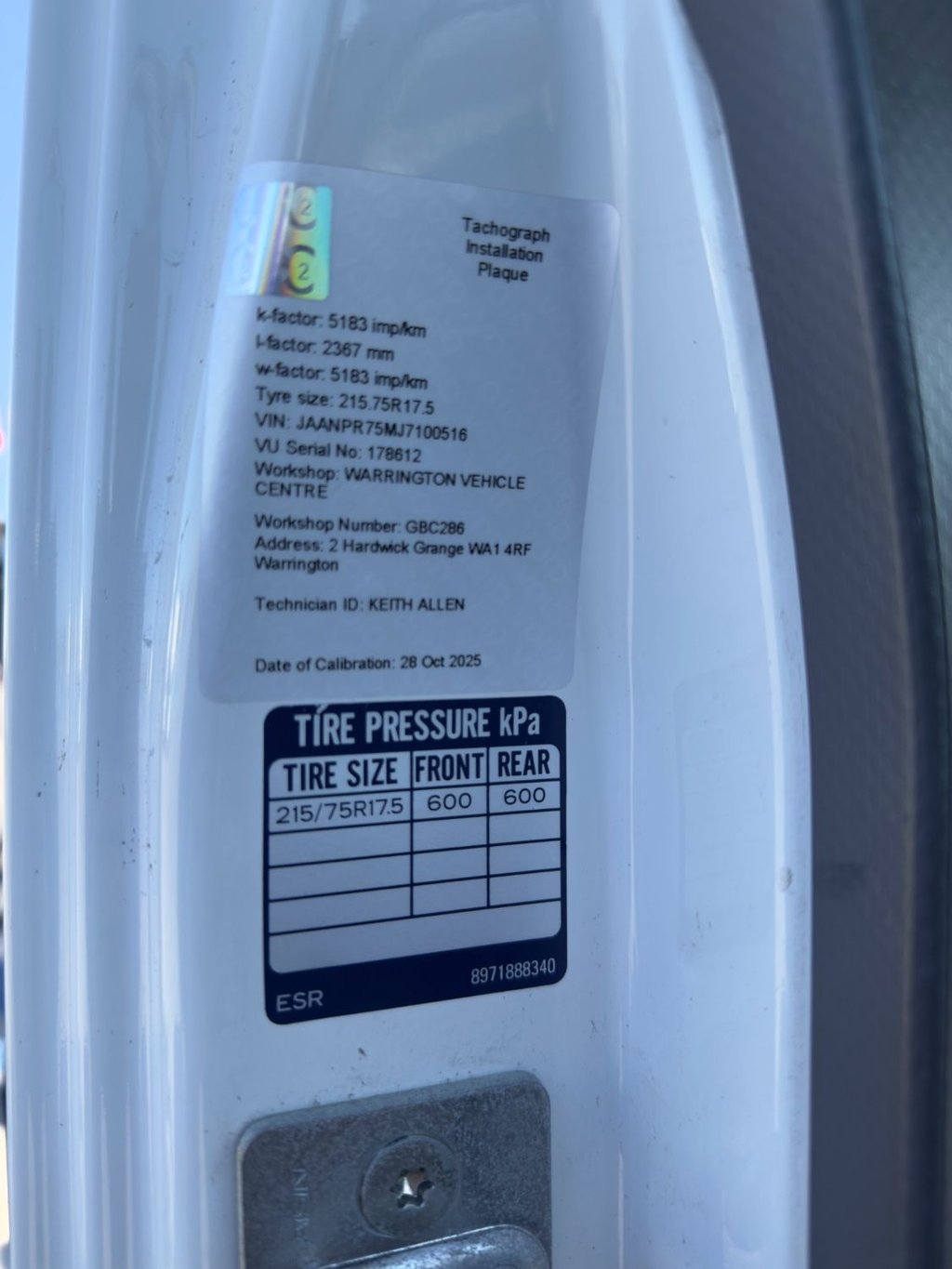 Used Isuzu Forward 2019 for sale - 77780664: Photo 10