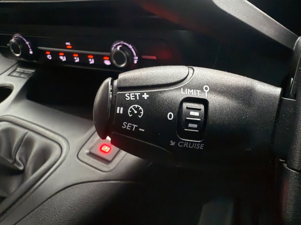 Used Peugeot Partner 2020 for sale - 76883601: Photo 24