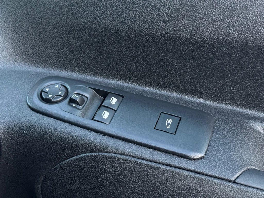 Used Peugeot Partner 2021 for sale - 76973688: Photo 21