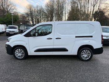 Used Peugeot Partner 2022 for sale - 76973472: Photo