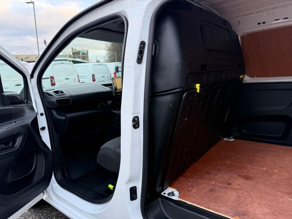 Used Citroen Berlingo 2021 for sale - 76914802: Photo 6