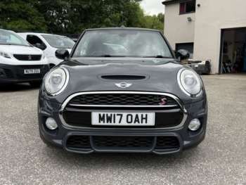 Used MINI Convertible 2017 for sale - 75403323: Photo