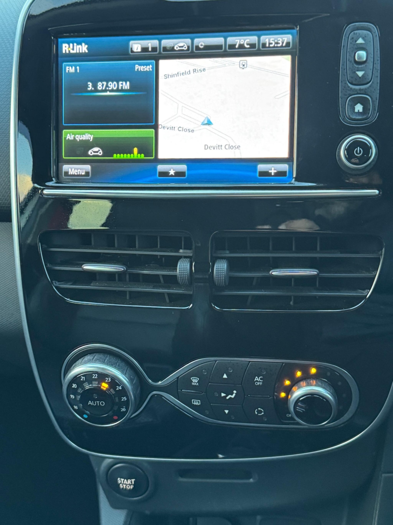 Used Renault Clio 2015 for sale - 76801670: Photo 13