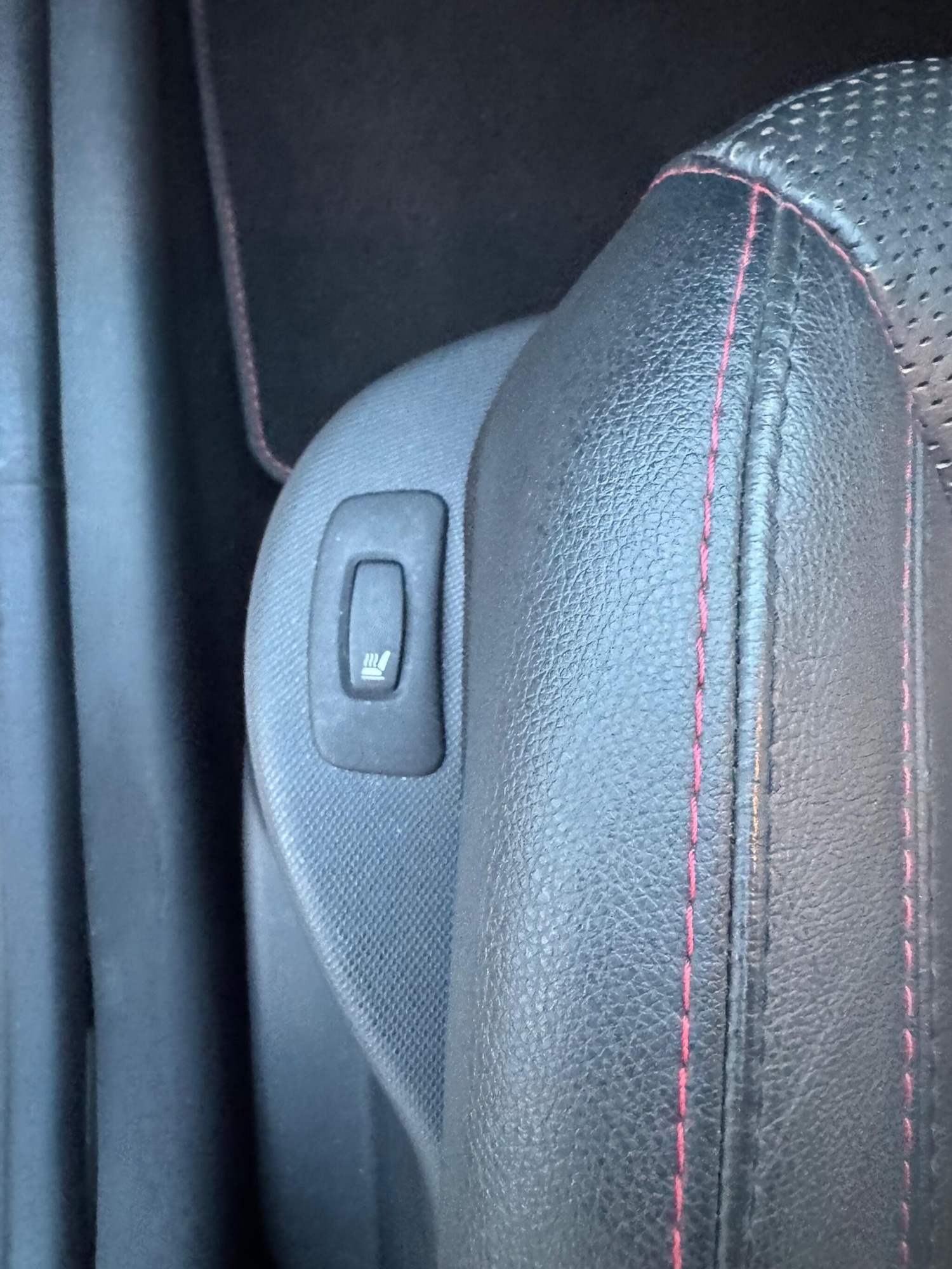 Used Renault Clio 2015 for sale - 76801670: Photo 22