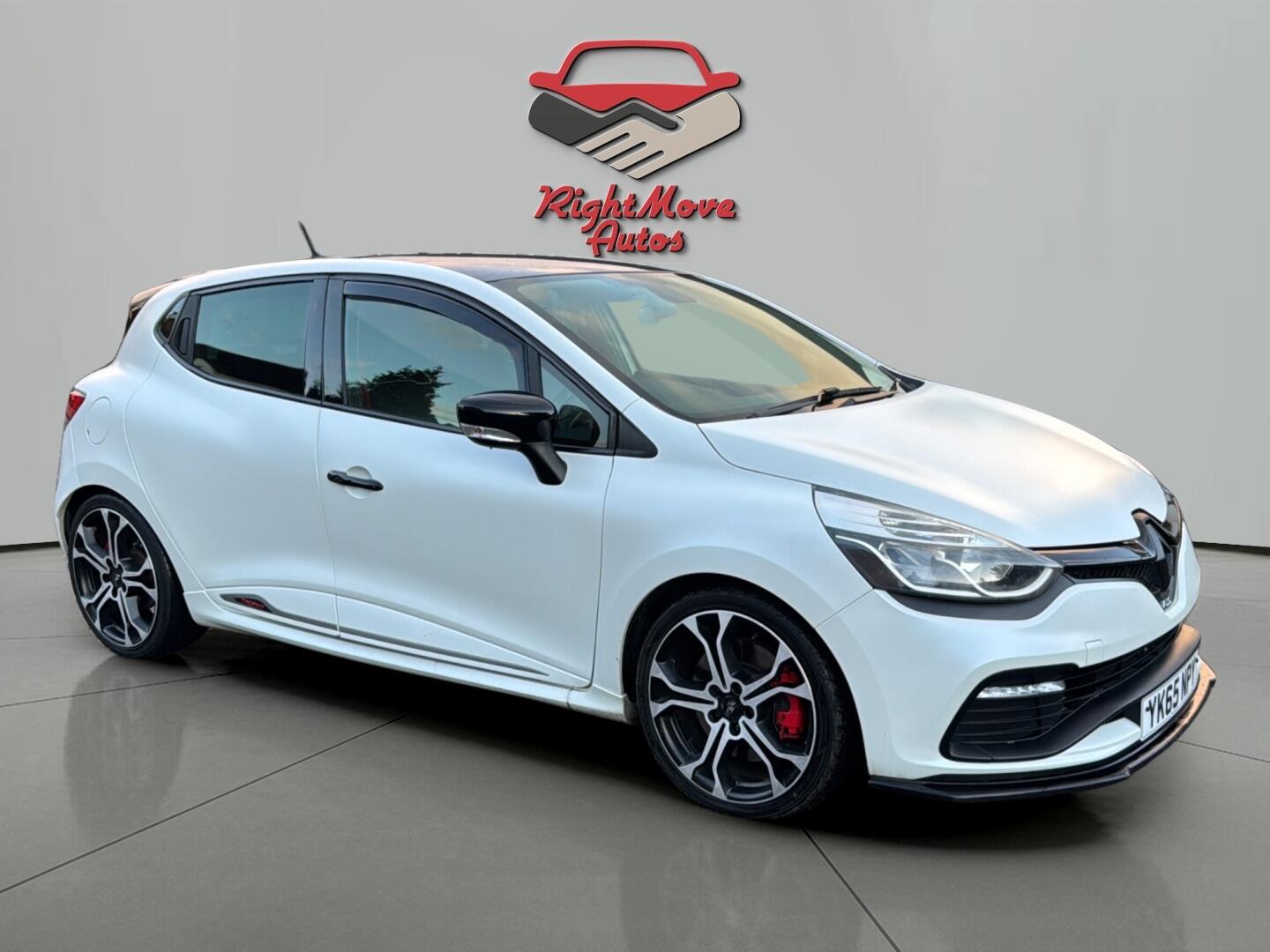 Used Renault Clio 2015 for sale - 76801670: Photo 3