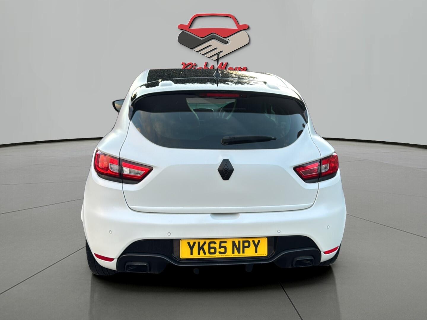 Used Renault Clio 2015 for sale - 76801670: Photo 8