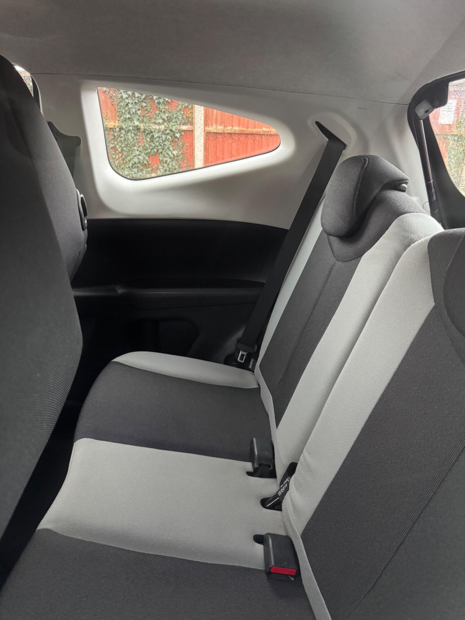 Used Toyota AYGO 2016 for sale - 77400589: Photo 18