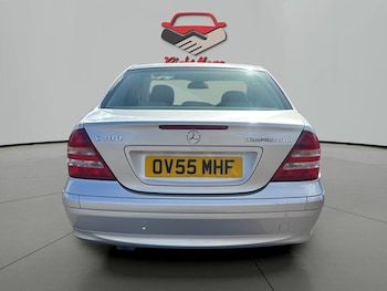 Used Mercedes-Benz C-Class 2005 for sale - 75964446: Photo
