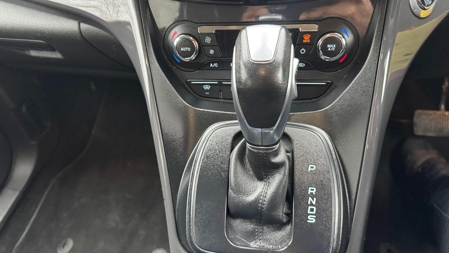 Used Ford Kuga 2015 for sale - 76771673: Photo 13