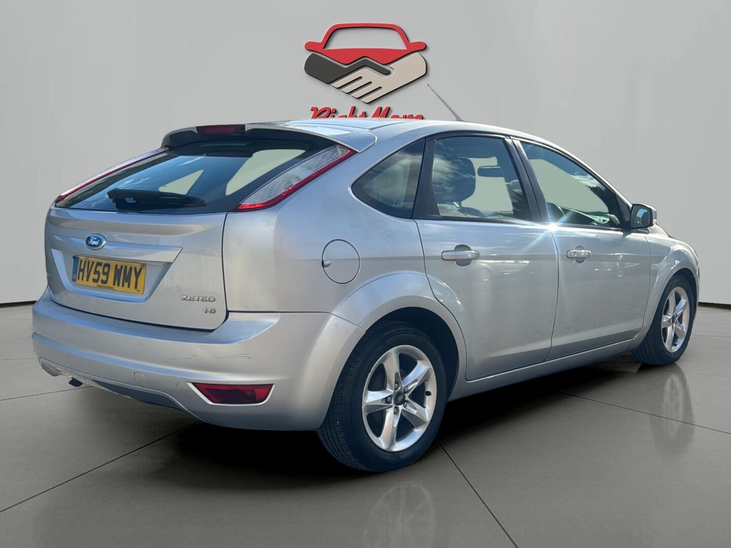 Used Ford Focus 2009 for sale - 76377937: Photo 7