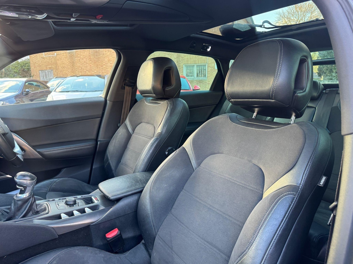 Used Citroen DS5 2013 for sale - 78087149: Photo 11