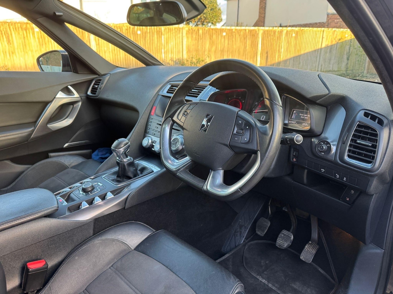 Used Citroen DS5 2013 for sale - 78087149: Photo 9