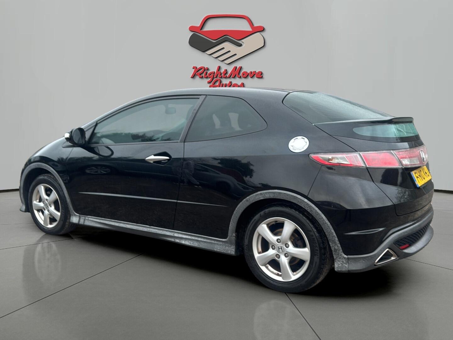 Used Honda Civic 2010 for sale - 78006730: Photo 3