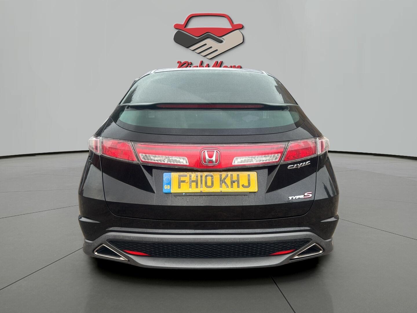 Used Honda Civic 2010 for sale - 78006730: Photo 4