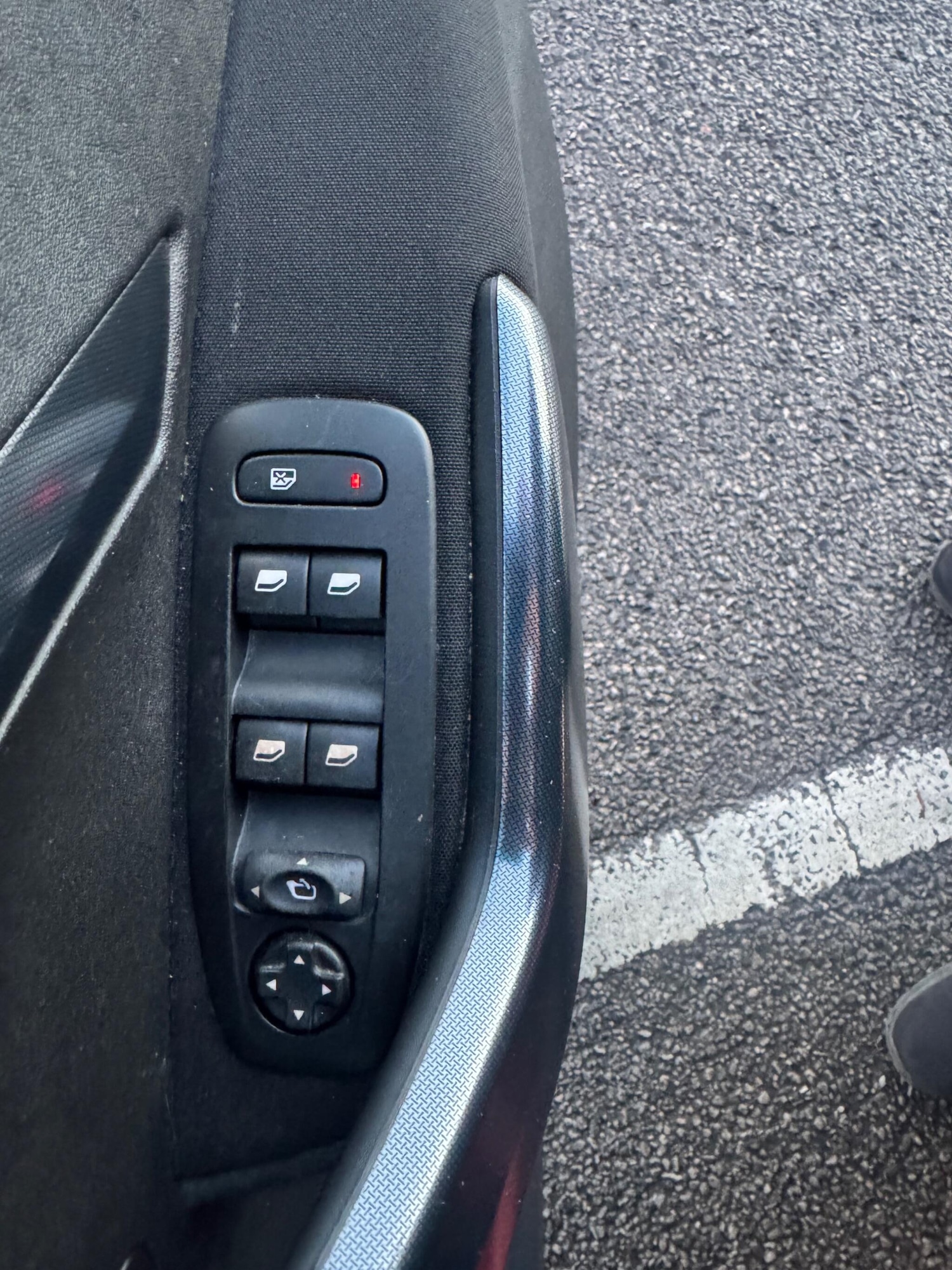 Used Peugeot 2008 2014 for sale - 76823476: Photo 11