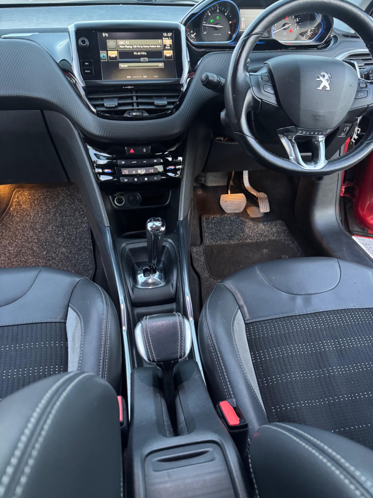 Used Peugeot 2008 2014 for sale - 76823476: Photo 17