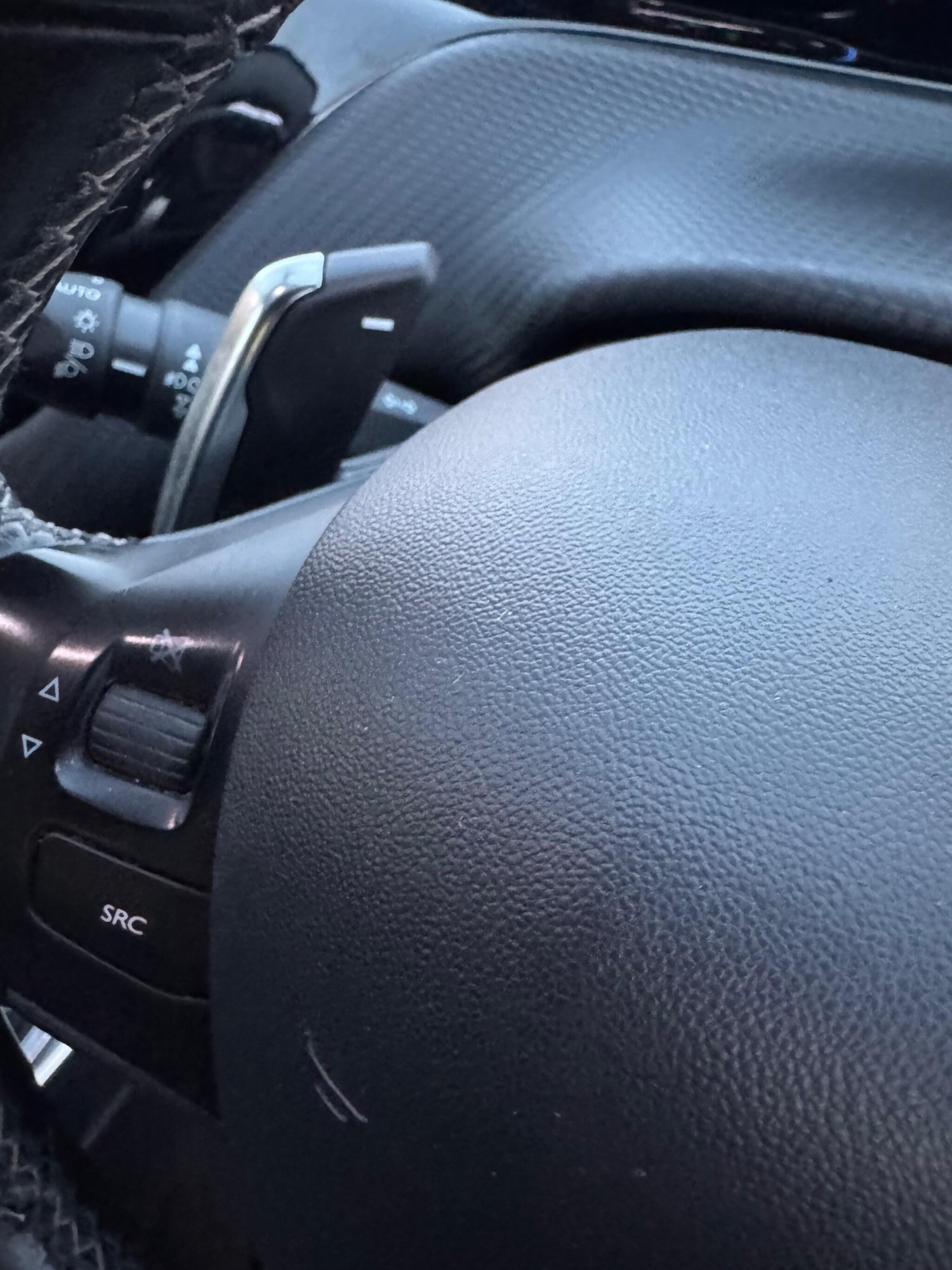 Used Peugeot 2008 2014 for sale - 76823476: Photo 18