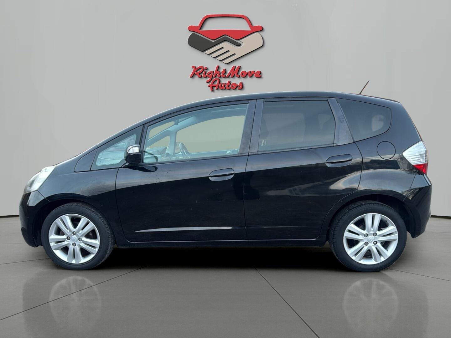 Used Honda Jazz 2010 for sale - 76714253: Photo 3