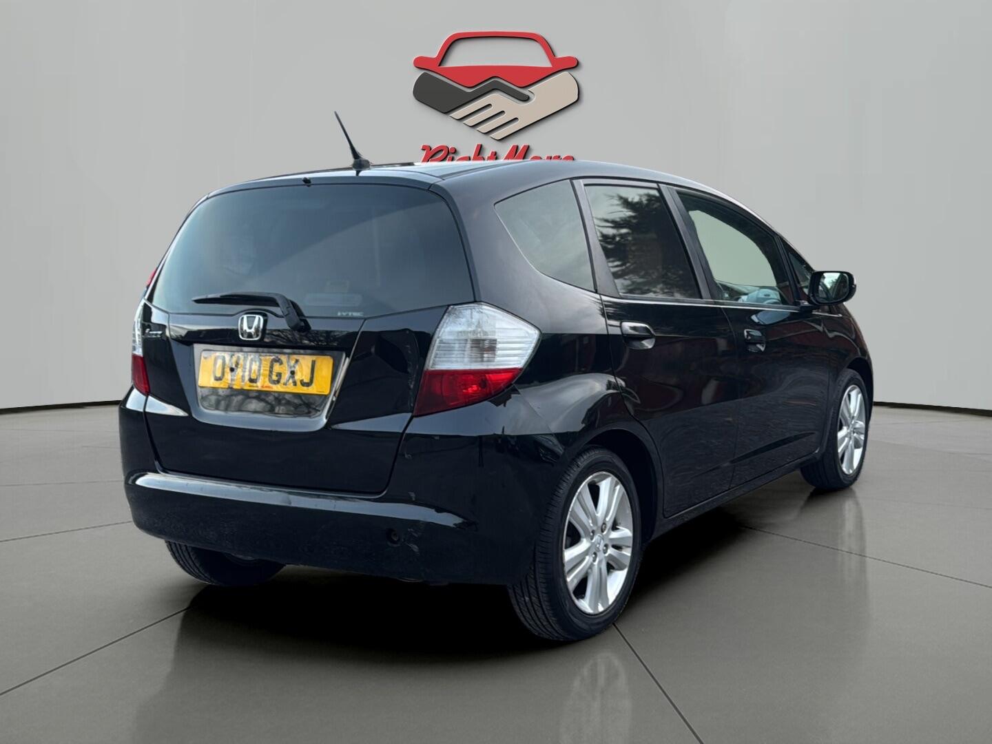 Used Honda Jazz 2010 for sale - 76714253: Photo 7