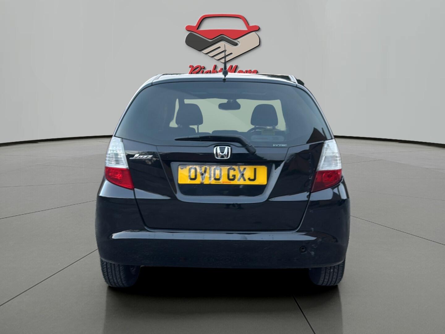 Used Honda Jazz 2010 for sale - 76714253: Photo 8