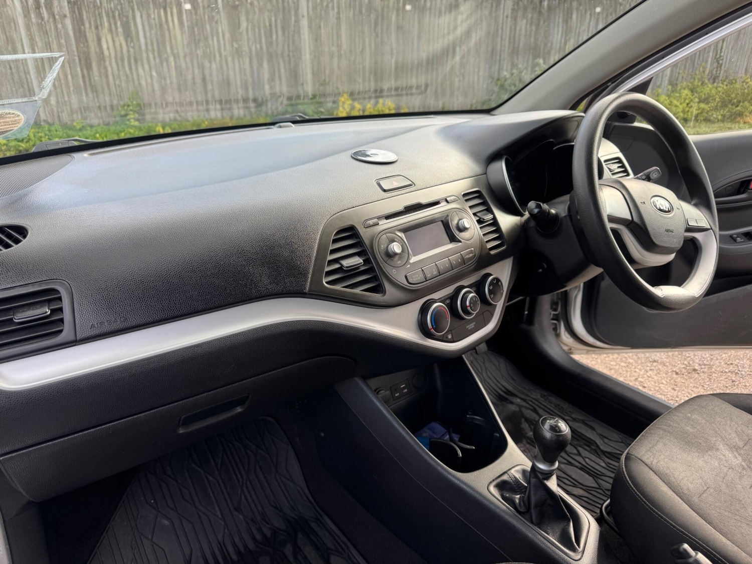 Used Kia Picanto 2015 for sale - 76360762: Photo 18