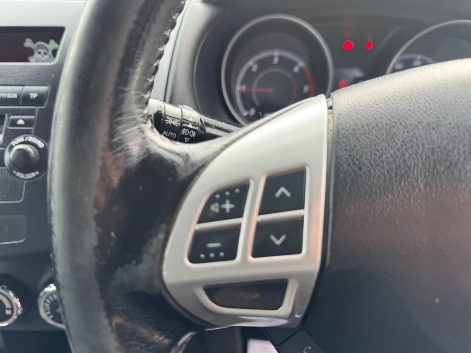 Used Mitsubishi Outlander 2011 for sale - 77908521: Photo 14