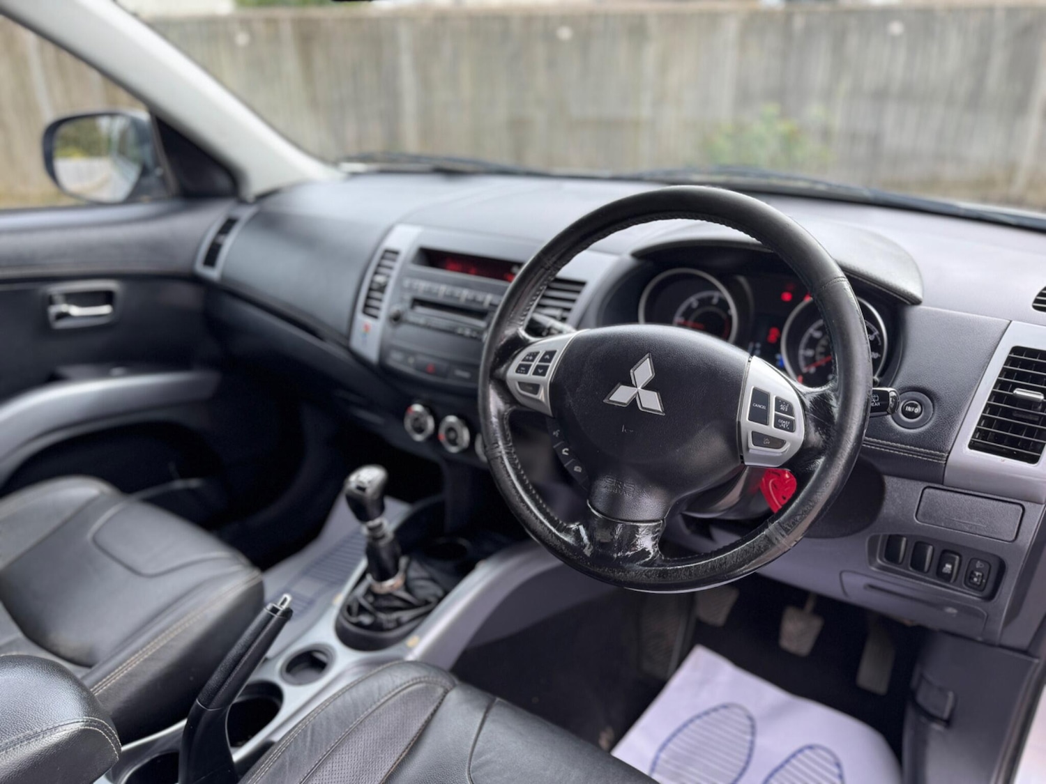 Used Mitsubishi Outlander 2011 for sale - 77908521: Photo 18