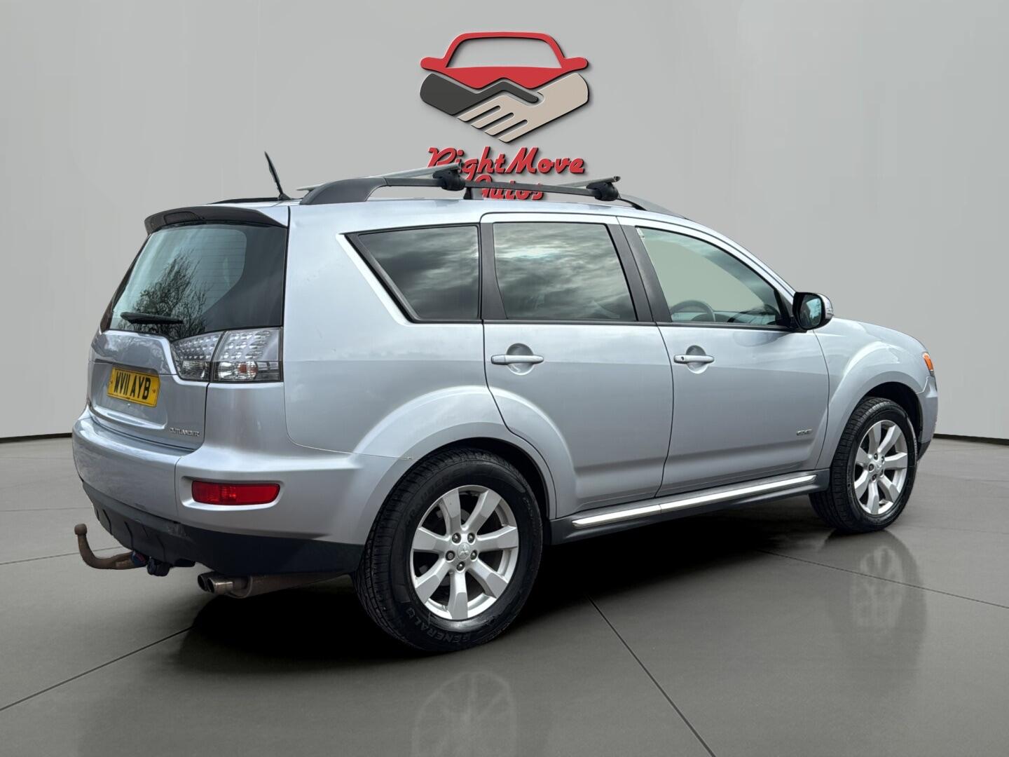 Used Mitsubishi Outlander 2011 for sale - 77908521: Photo 4