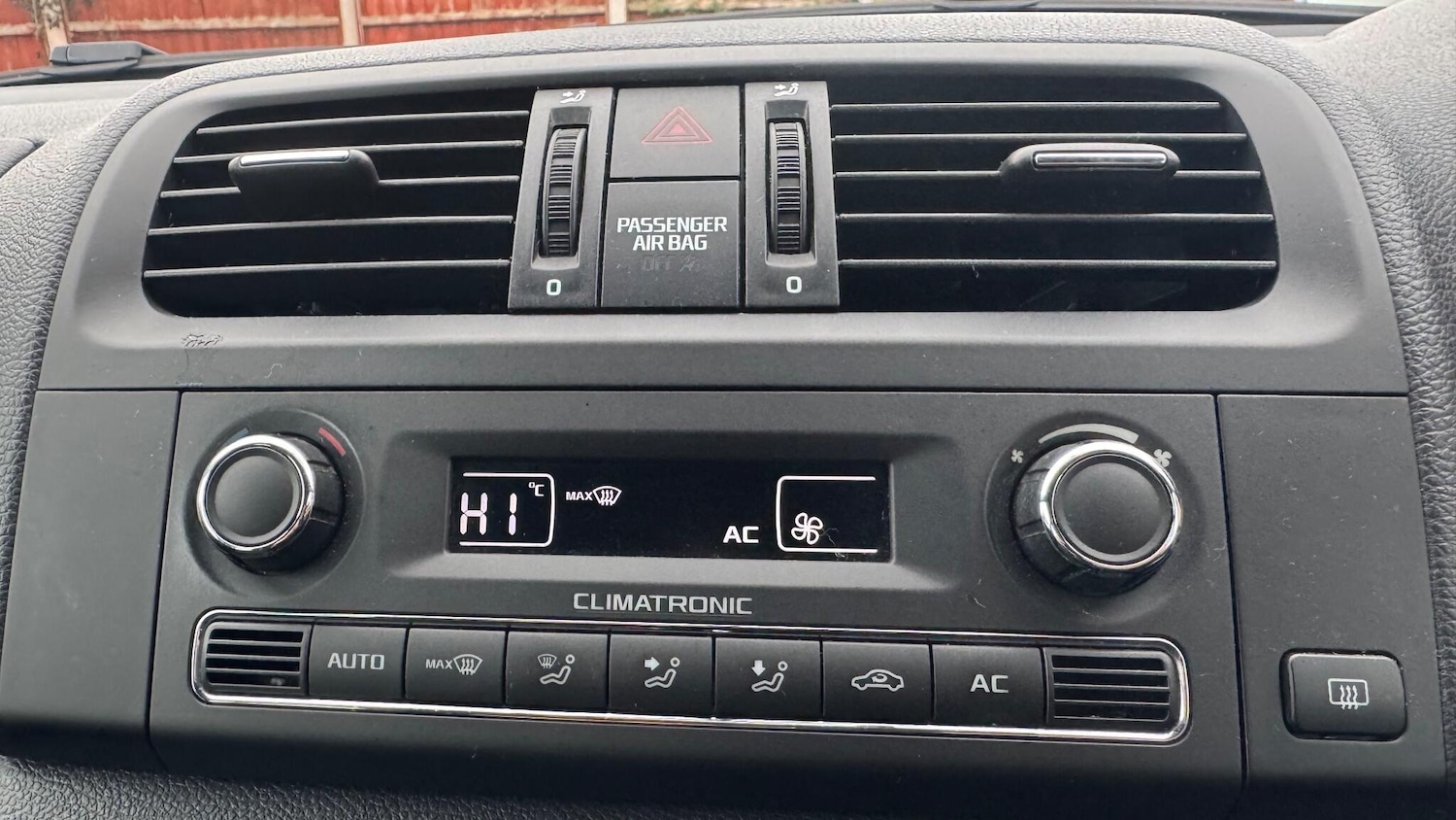 Used Skoda Fabia 2011 for sale - 76850377: Photo 16