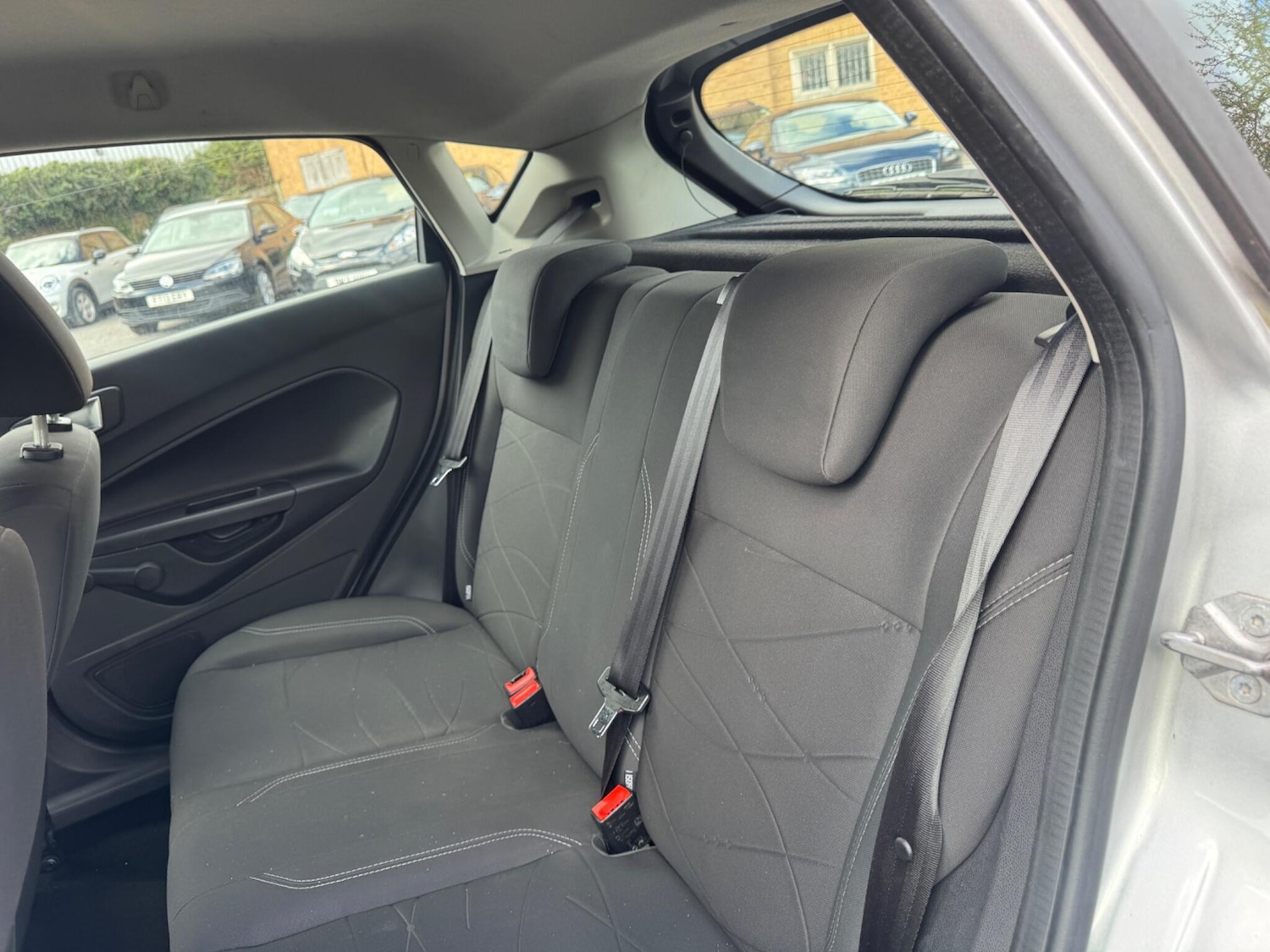 Used Ford Fiesta 2013 for sale - 78019886: Photo 18