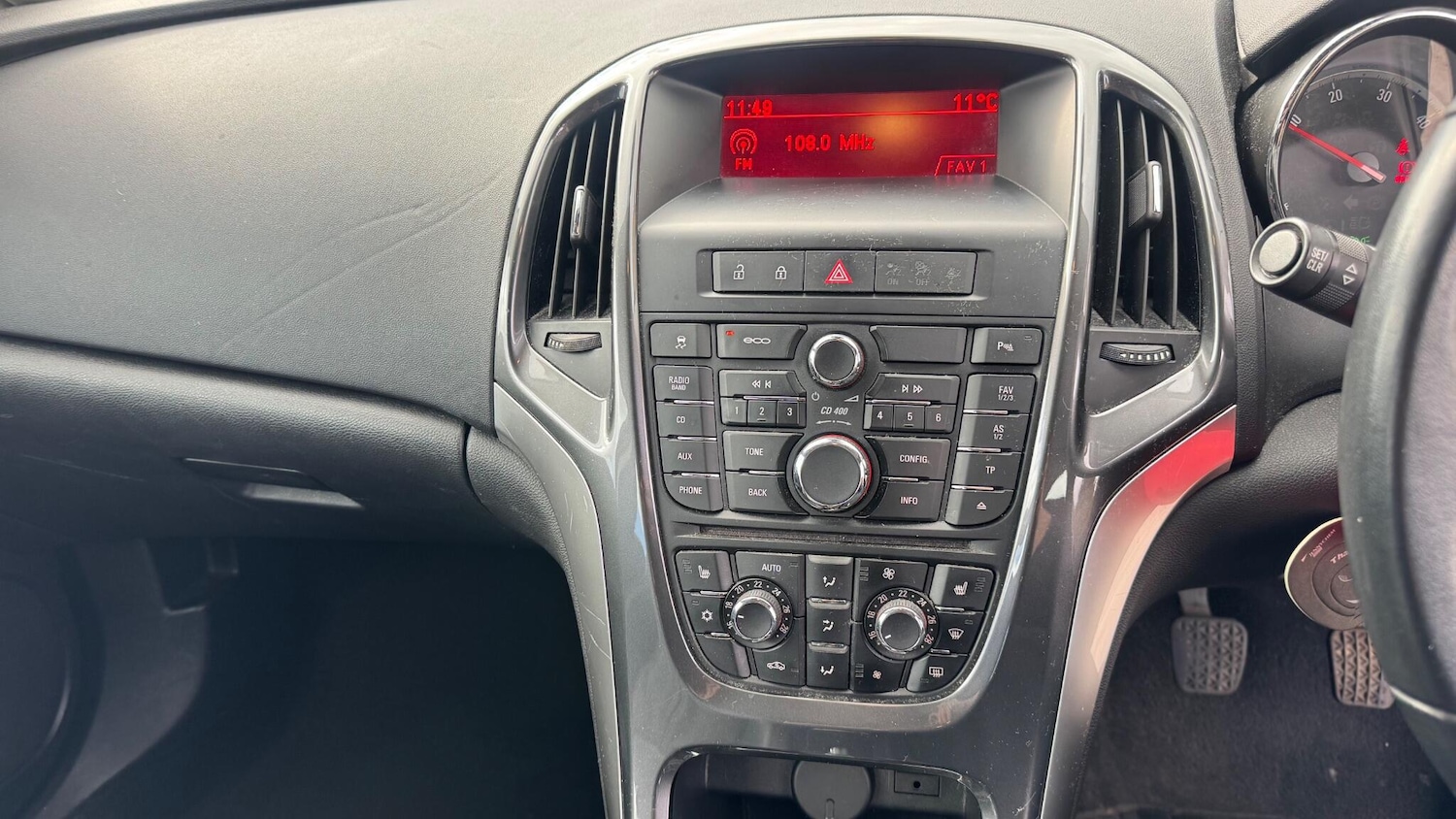 Used Vauxhall Astra 2012 for sale - 77838749: Photo 17