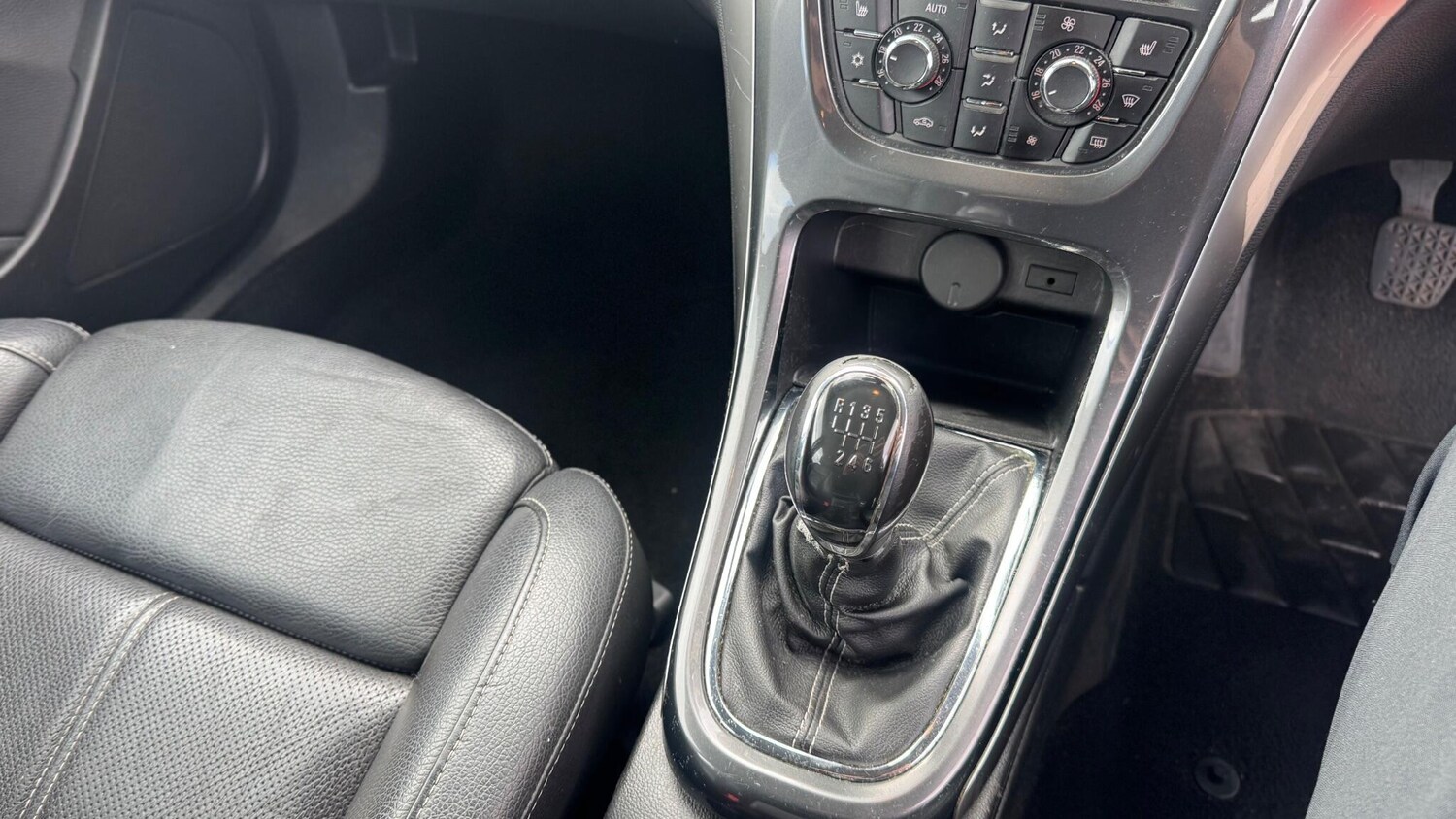 Used Vauxhall Astra 2012 for sale - 77838749: Photo 18