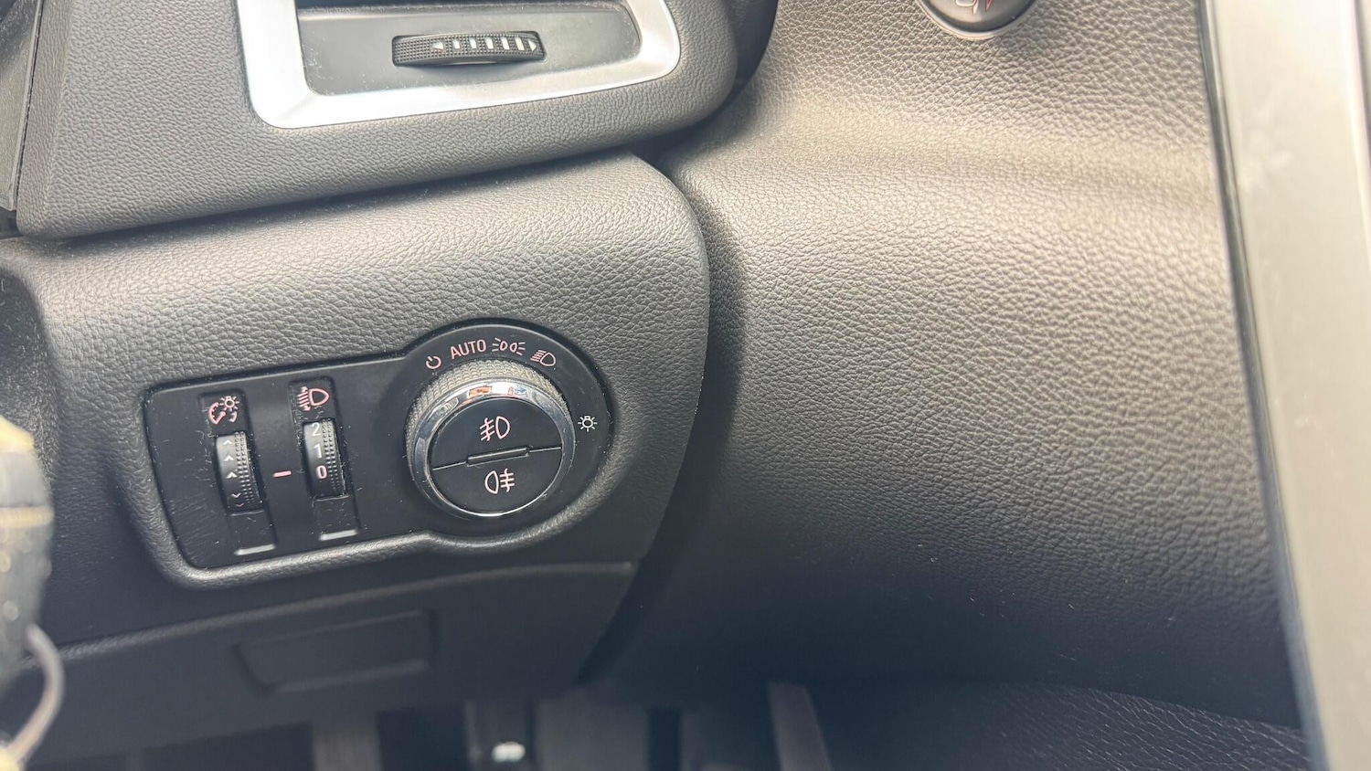 Used Vauxhall Astra 2012 for sale - 77838749: Photo 20