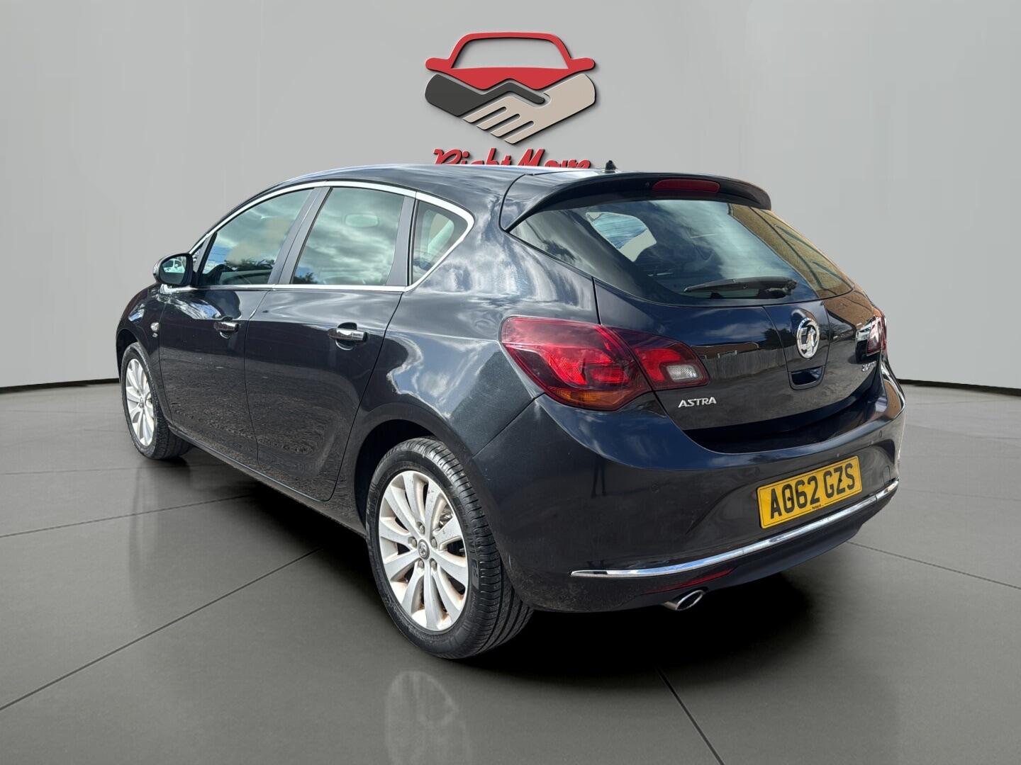 Used Vauxhall Astra 2012 for sale - 77838749: Photo 3