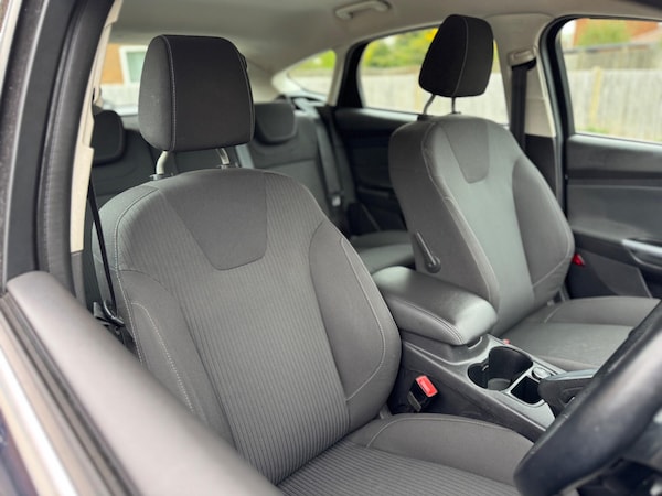 Used Ford Focus 2011 for sale - 76269603: Photo 16
