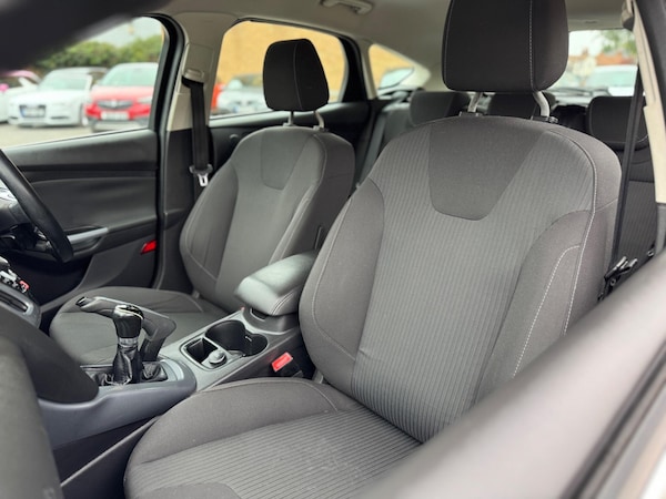 Used Ford Focus 2011 for sale - 76269603: Photo 19