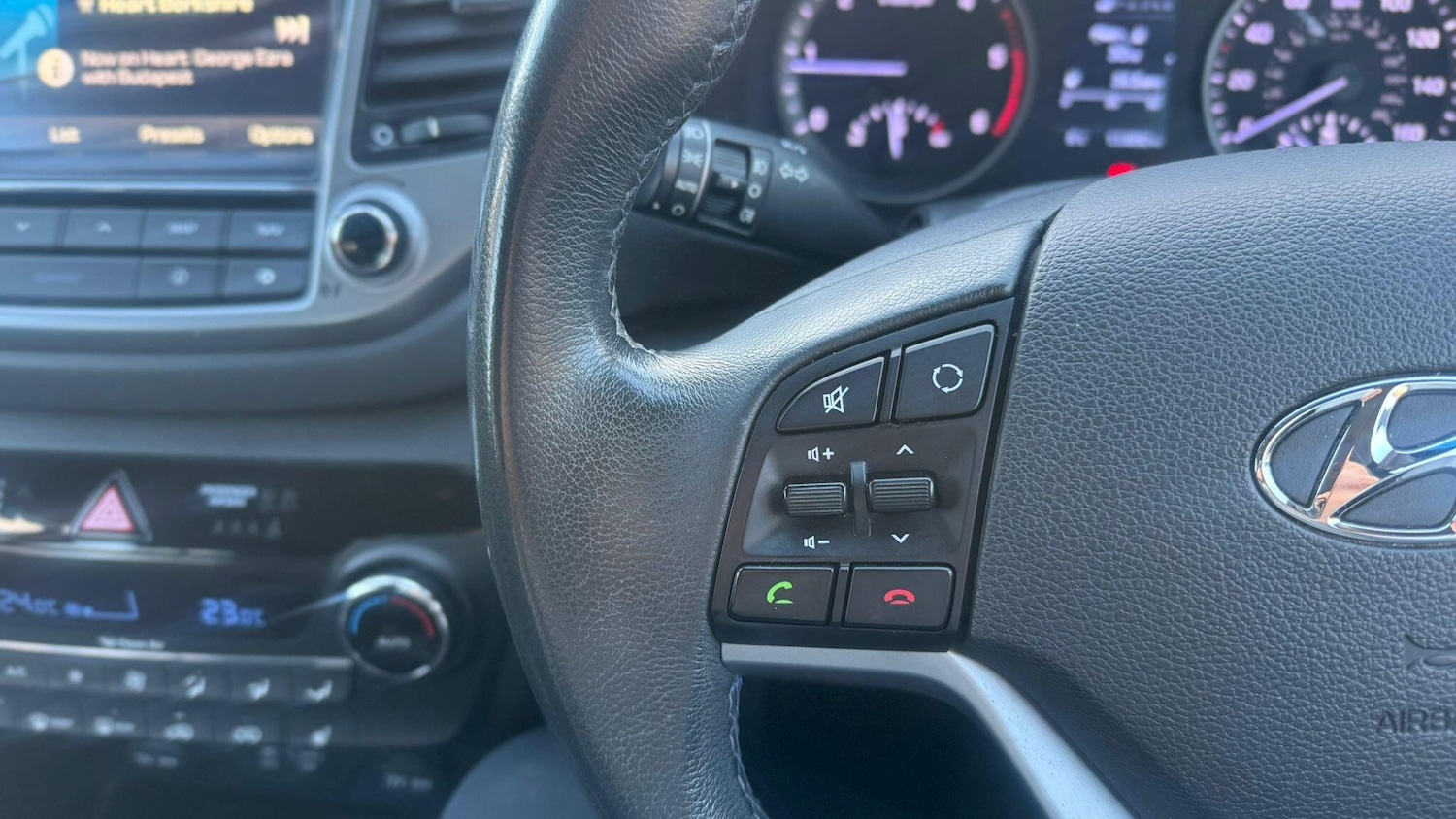 Used Hyundai TUCSON 2017 for sale - 77893045: Photo 12