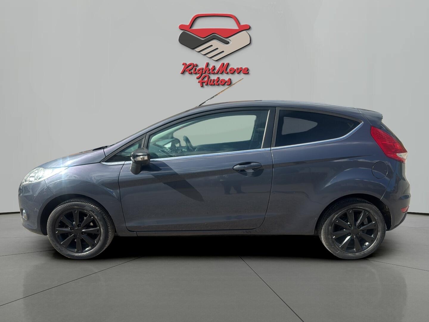 Used Ford Fiesta 2011 for sale - 78220172: Photo 2